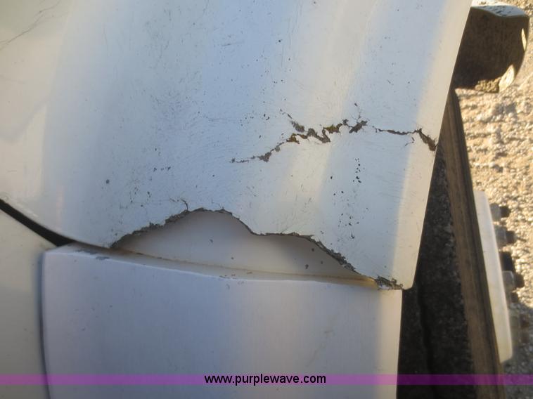 image for item I2161 1991 International 4900 dump truck