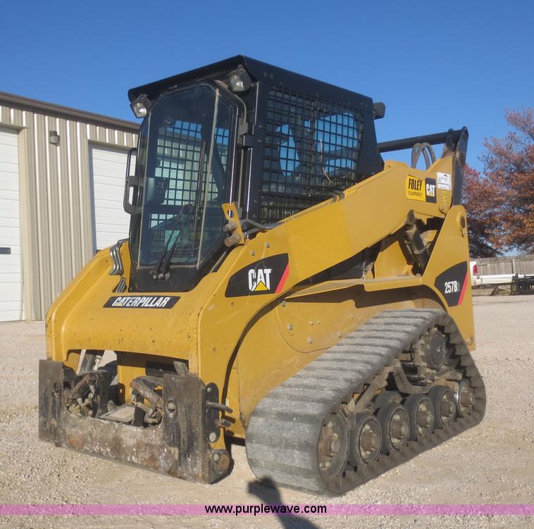 image for item I2162 2010 Caterpillar 257B Series 2 tracked skid steer