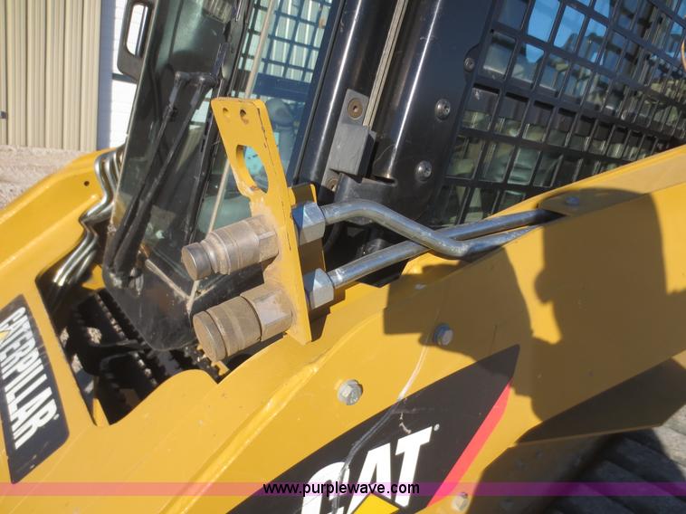 image for item I2162 2010 Caterpillar 257B Series 2 tracked skid steer