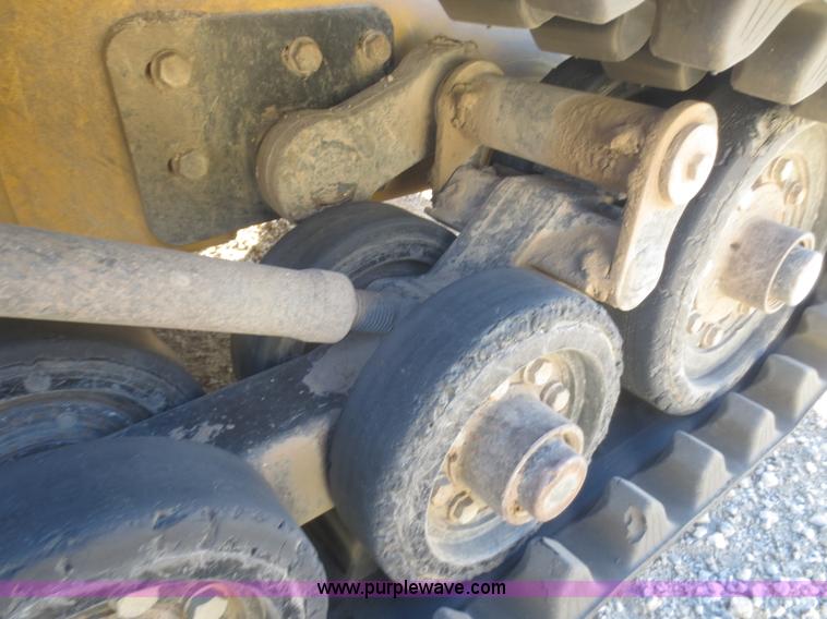 image for item I2162 2010 Caterpillar 257B Series 2 tracked skid steer