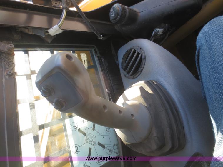 image for item I2162 2010 Caterpillar 257B Series 2 tracked skid steer