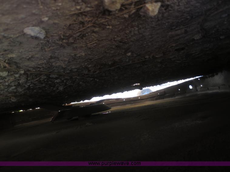 image for item I2164 1972 International Farmall 1066 tractor