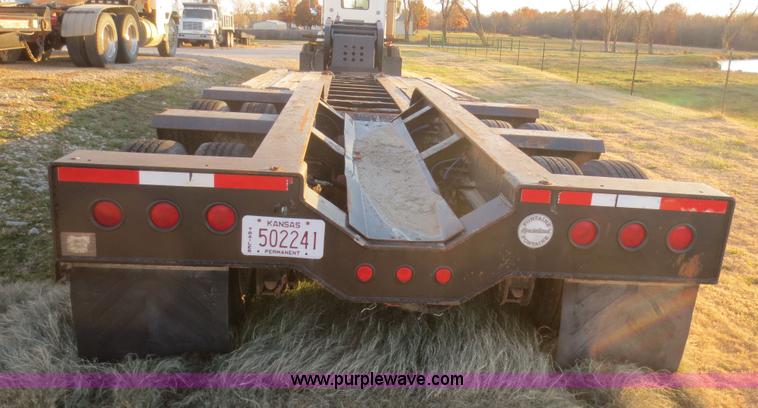 image for item I2169 1999 Fontaine Ram 50 lowboy trailer