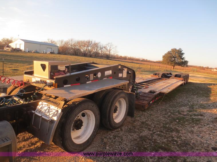 image for item I2169 1999 Fontaine Ram 50 lowboy trailer