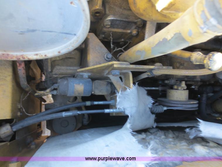 image for item I2170 1994 Caterpillar 312 excavator