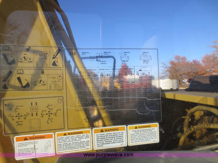 image for item I2170 1994 Caterpillar 312 excavator