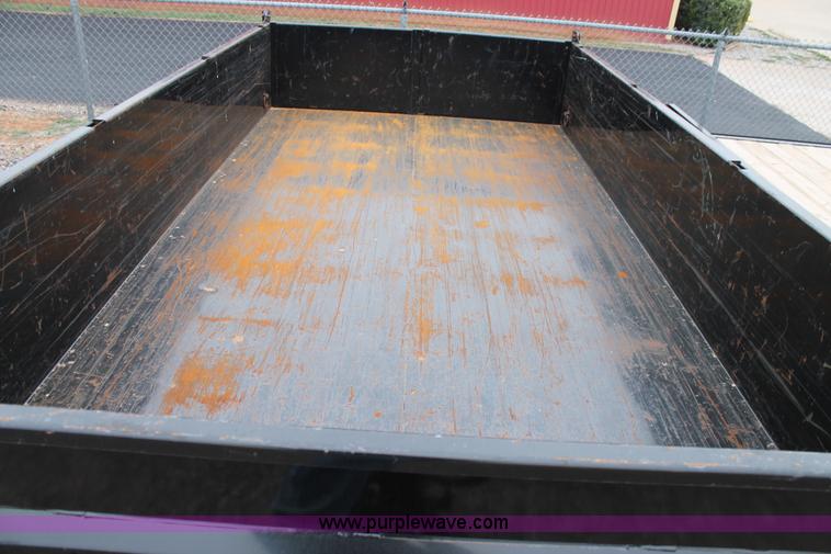 image for item AO9641 2013 Lamar dump trailer