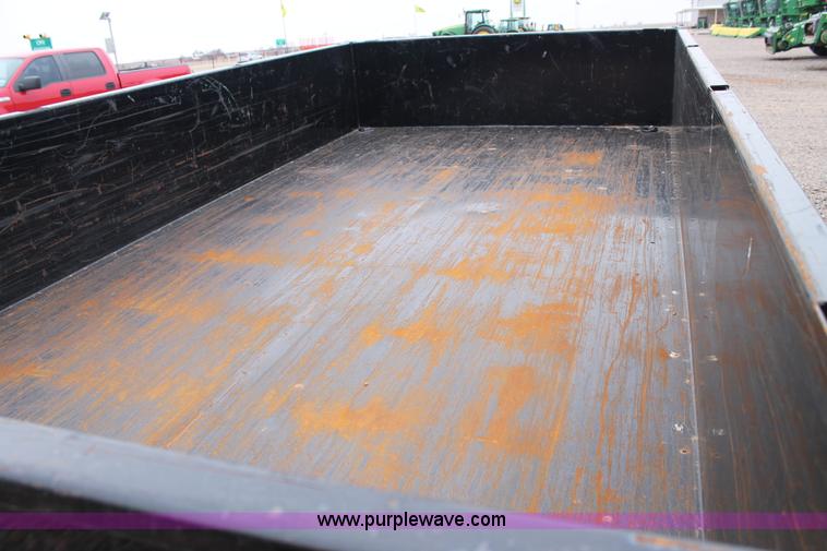 image for item AO9641 2013 Lamar dump trailer