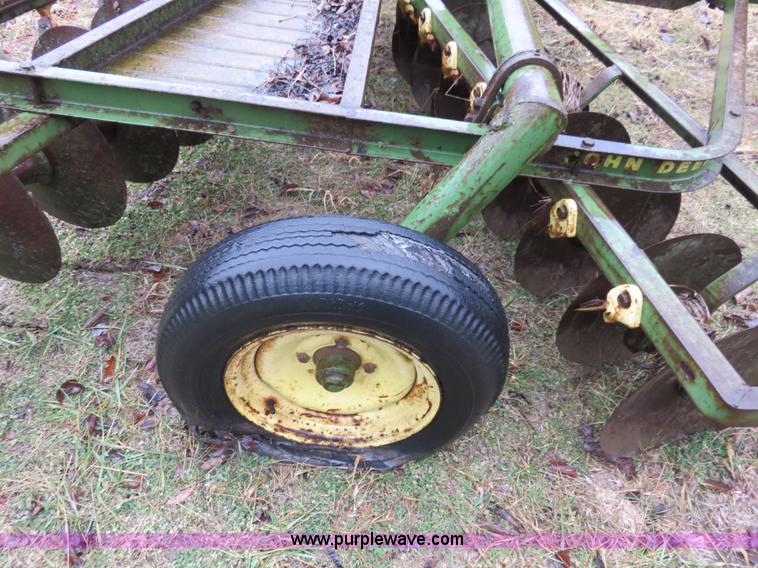 image for item AV9324 John Deere RWA disk