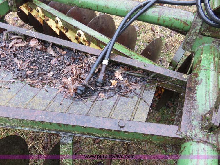 image for item AV9324 John Deere RWA disk