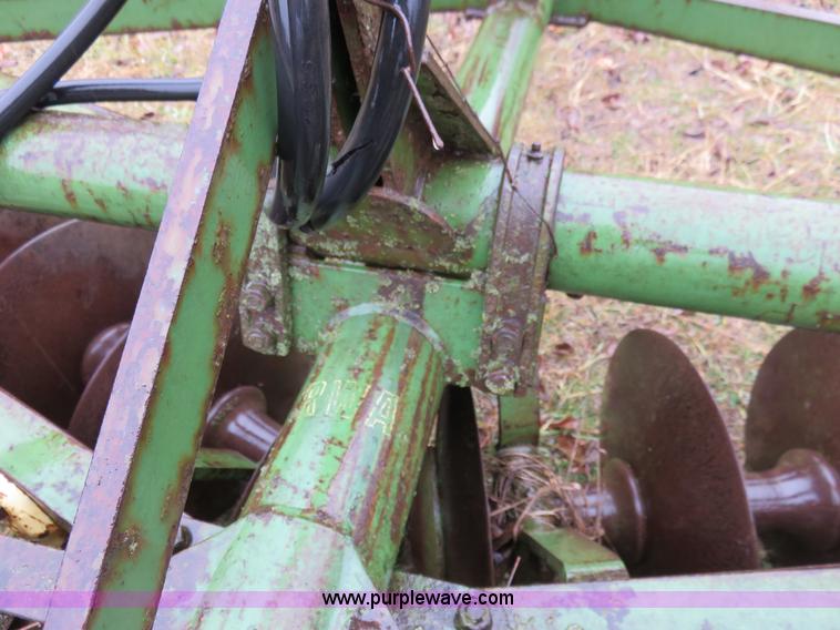 image for item AV9324 John Deere RWA disk