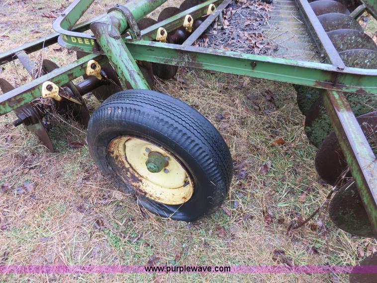image for item AV9324 John Deere RWA disk