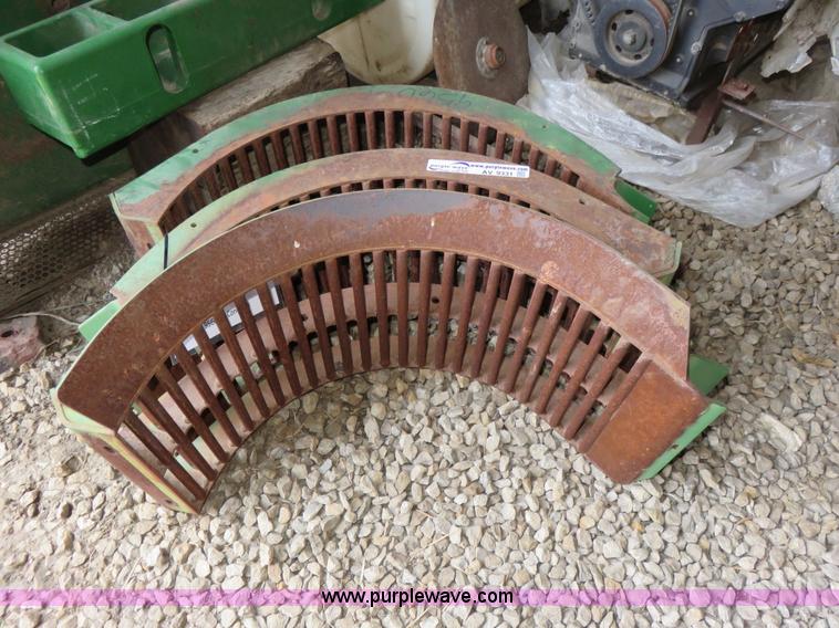 image for item AV9331 Round bar concaves