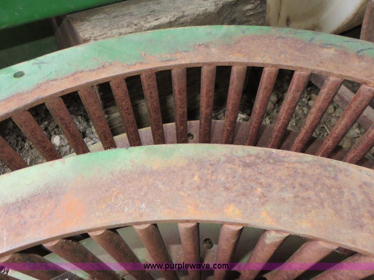 image for item AV9331 Round bar concaves