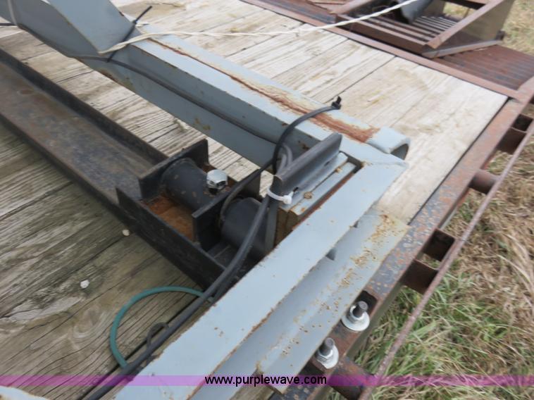 image for item AV9332 Convey All BTS300 seed tender