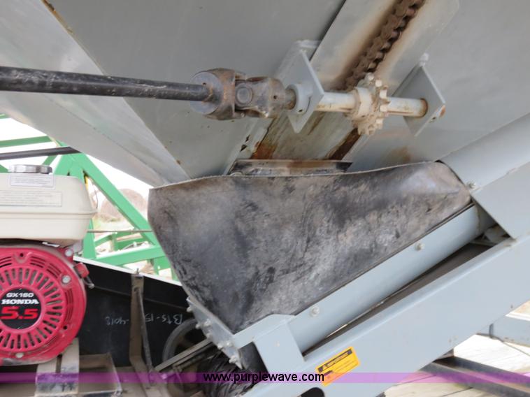 image for item AV9332 Convey All BTS300 seed tender