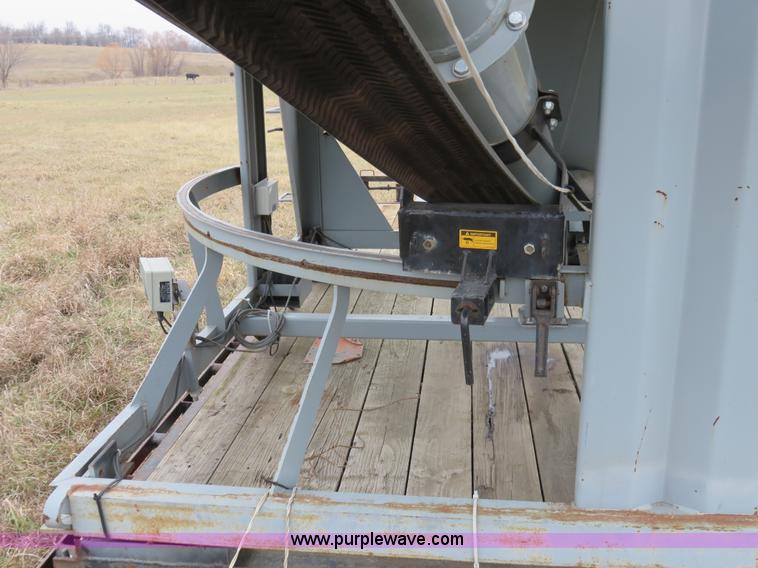 image for item AV9332 Convey All BTS300 seed tender