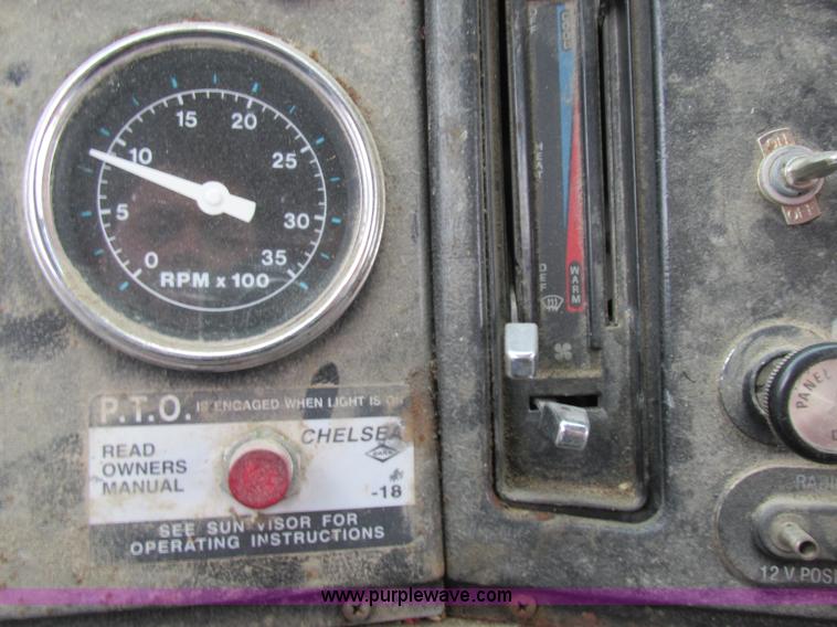 image for item AW9791 1988 Ford LN9000 grain truck