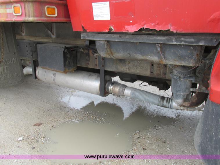 image for item AW9791 1988 Ford LN9000 grain truck