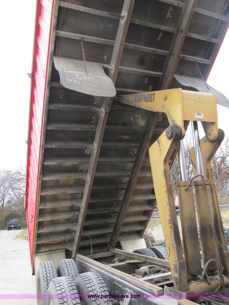 image for item AW9791 1988 Ford LN9000 grain truck