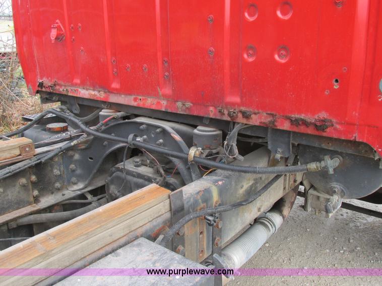 image for item AW9791 1988 Ford LN9000 grain truck