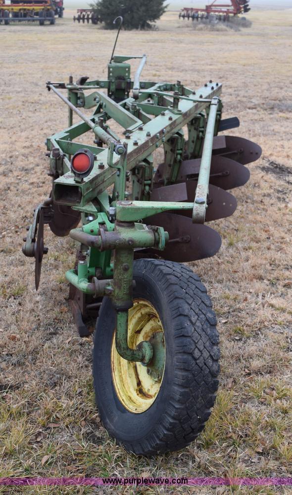 image for item AY9048 John Deere semi mount five bottom plow