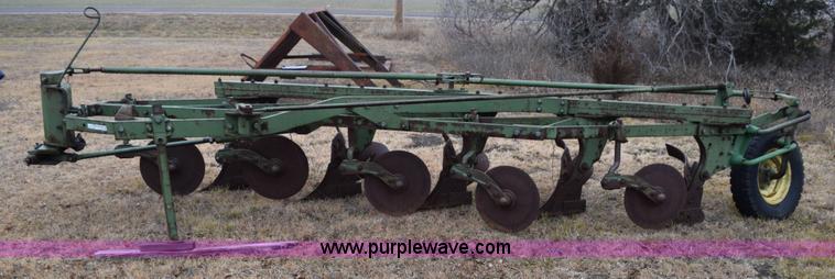 image for item AY9048 John Deere semi mount five bottom plow