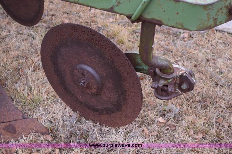 image for item AY9048 John Deere semi mount five bottom plow