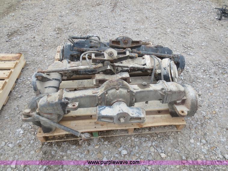 image for item AZ9125 (3) Dana front axles