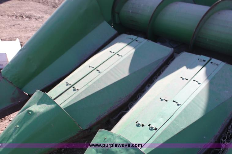 image for item D1299 John Deere 653A all crop head