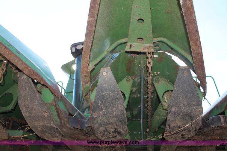 image for item D1299 John Deere 653A all crop head