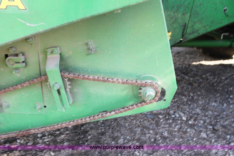 image for item D1299 John Deere 653A all crop head