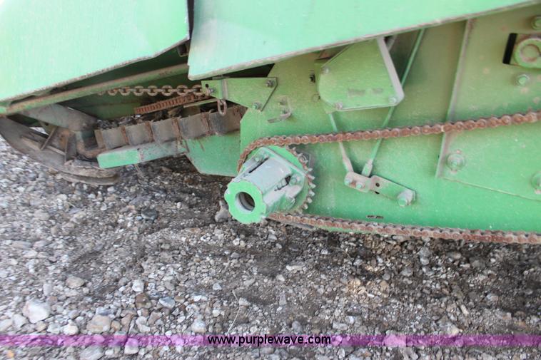 image for item D1299 John Deere 653A all crop head