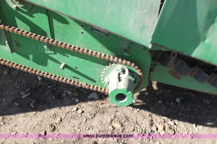 image for item D1299 John Deere 653A all crop head