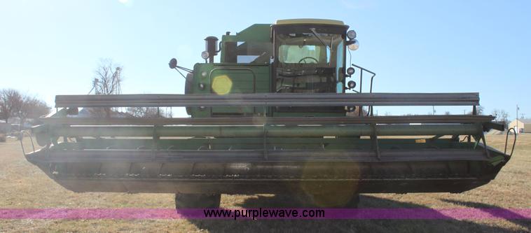 image for item D1303 1979 John Deere 6620 Turbo combine