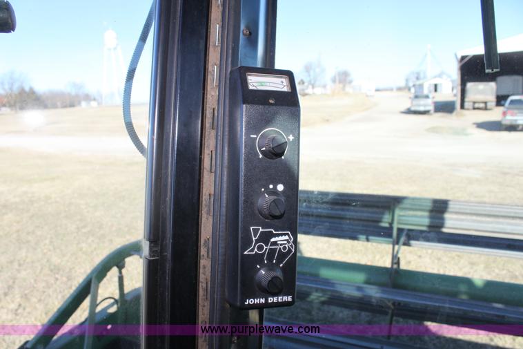 image for item D1303 1979 John Deere 6620 Turbo combine