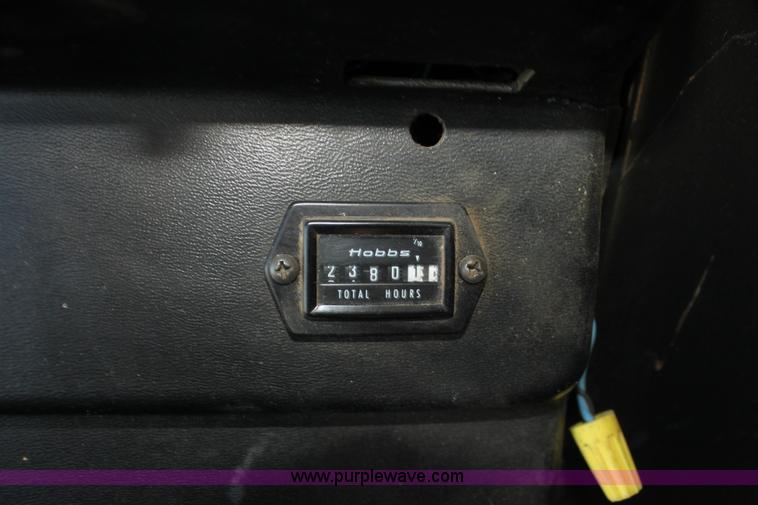 image for item D1303 1979 John Deere 6620 Turbo combine