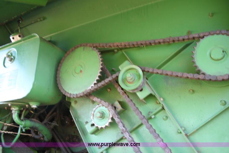 image for item D1303 1979 John Deere 6620 Turbo combine