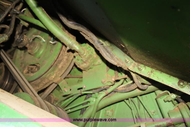 image for item D1303 1979 John Deere 6620 Turbo combine