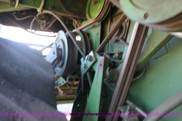 image for item D1303 1979 John Deere 6620 Turbo combine