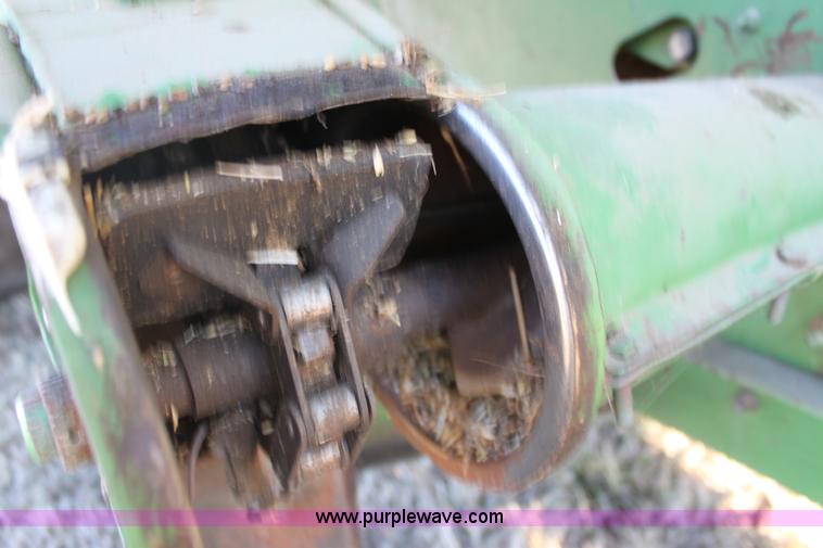 image for item D1303 1979 John Deere 6620 Turbo combine