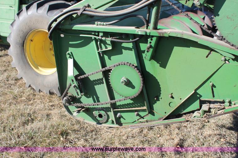 image for item D1303 1979 John Deere 6620 Turbo combine