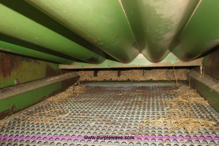 image for item D1303 1979 John Deere 6620 Turbo combine