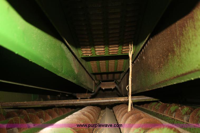 image for item D1303 1979 John Deere 6620 Turbo combine