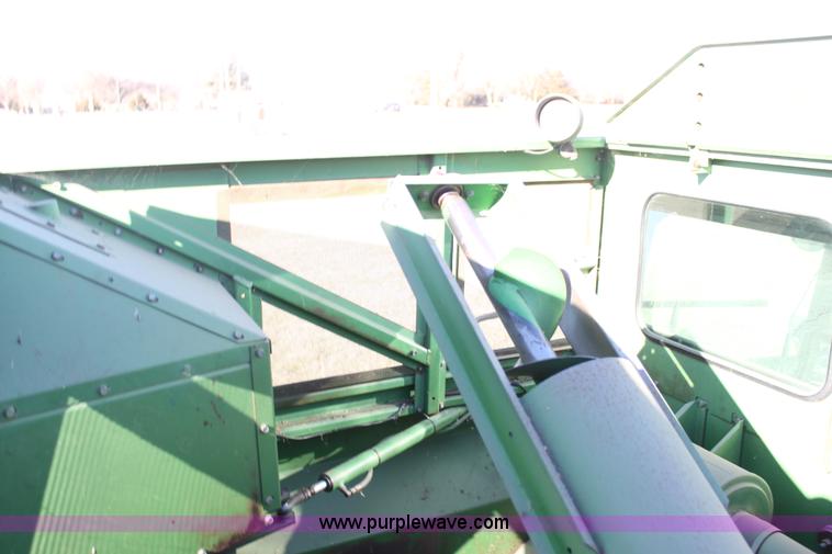 image for item D1303 1979 John Deere 6620 Turbo combine