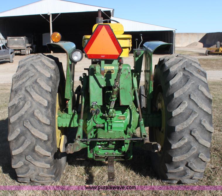 image for item D1304 John Deere 4020 tractor
