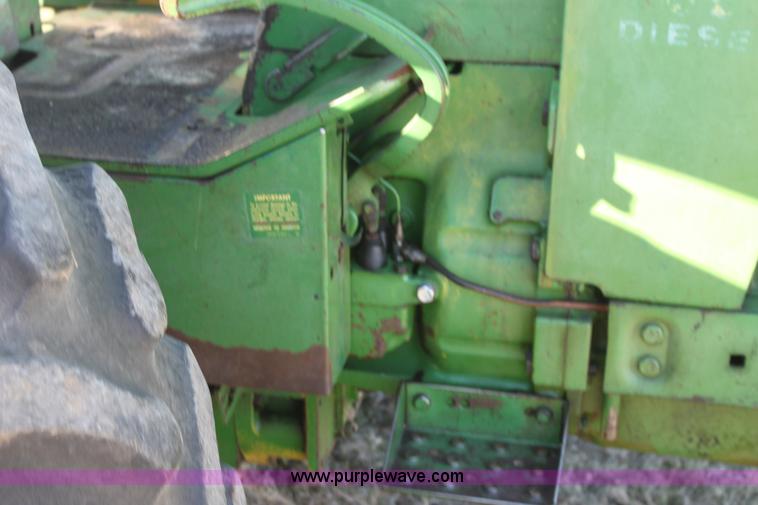 image for item D1304 John Deere 4020 tractor