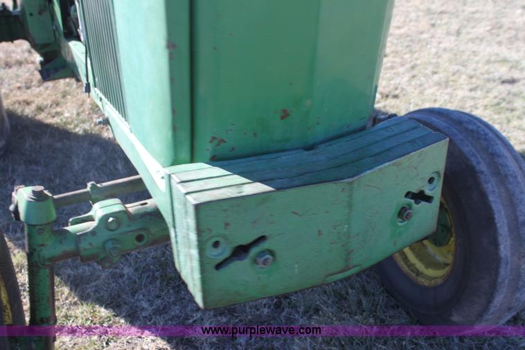 image for item D1304 John Deere 4020 tractor