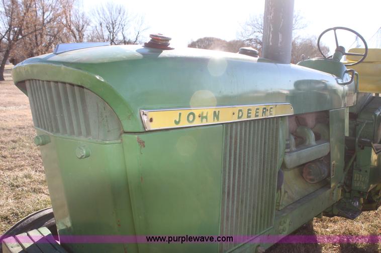 image for item D1304 John Deere 4020 tractor