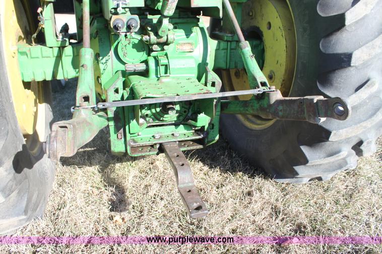 image for item D1304 John Deere 4020 tractor